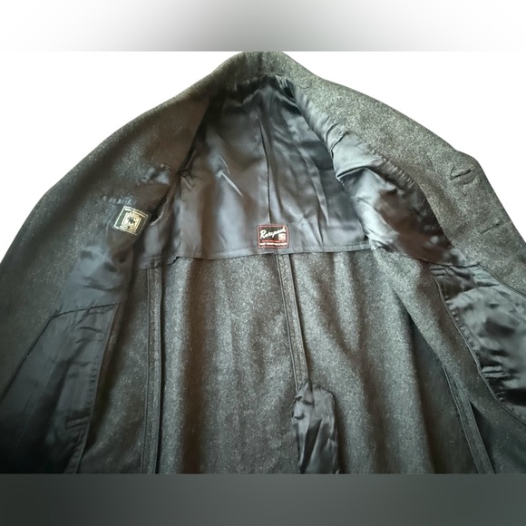 Vintage Hart Schaffner & Marx Overcoat Charcoal Gray USA Made - Picture 3 of 8